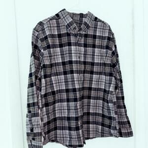 Eddie Bauer Men’s Favorite Classic Fit Plaid Shirt XL-NEW WITH TAGS!